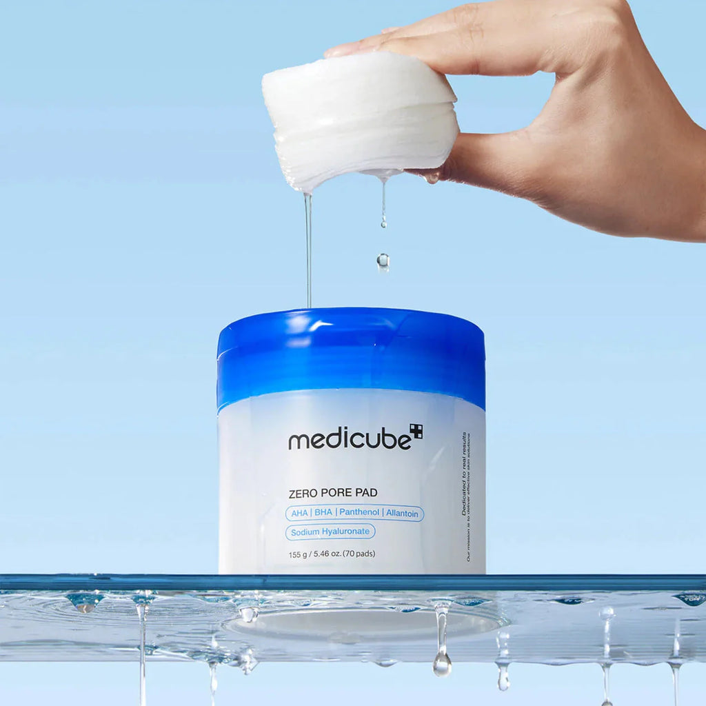 MEDICUBE – AHA/BHA Exfoliating Toner Pads